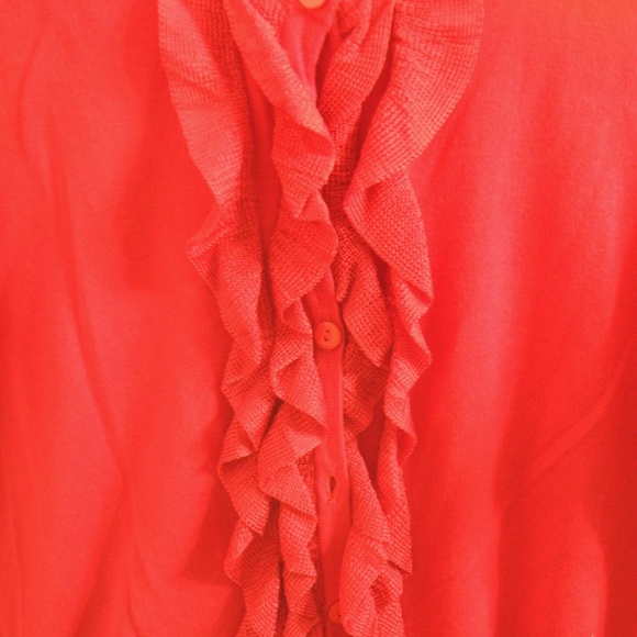 SARA I. RUFFLE FRONT SWEATER SZ S NWT - Picture 3 of 4